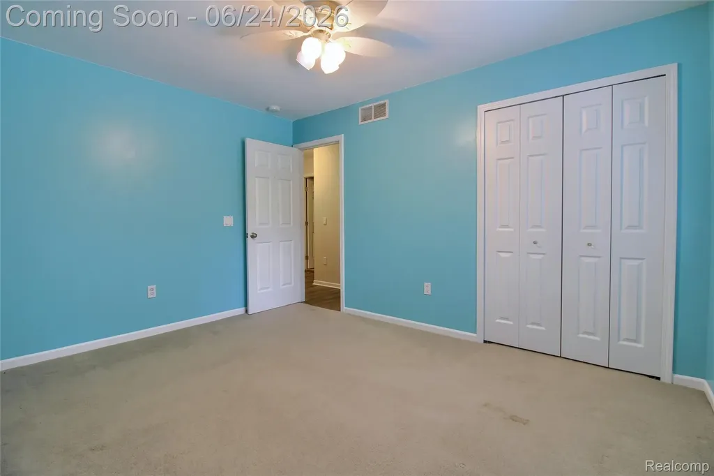 24487 Dugan Drive Huron Charter Township MI 48164
