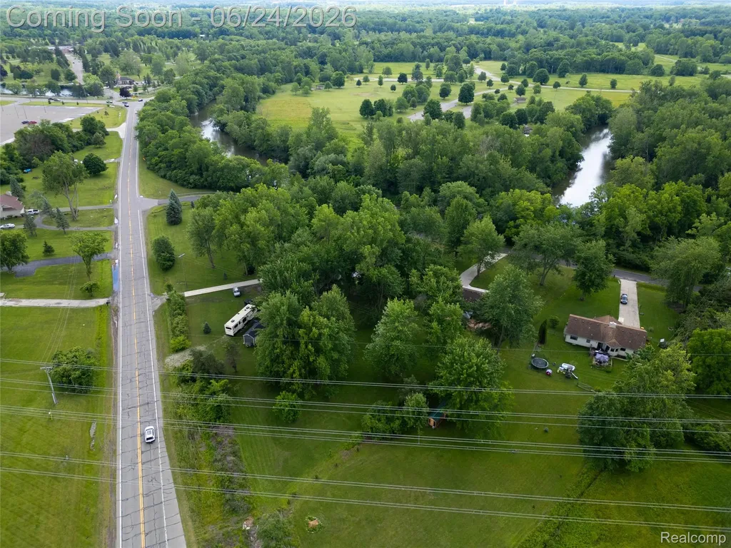 24487 Dugan Drive Huron Charter Township MI 48164