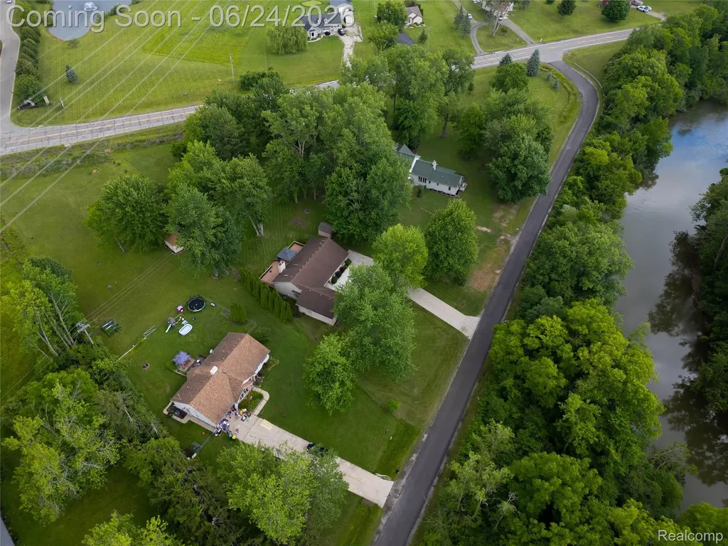 24487 Dugan Drive Huron Charter Township MI 48164