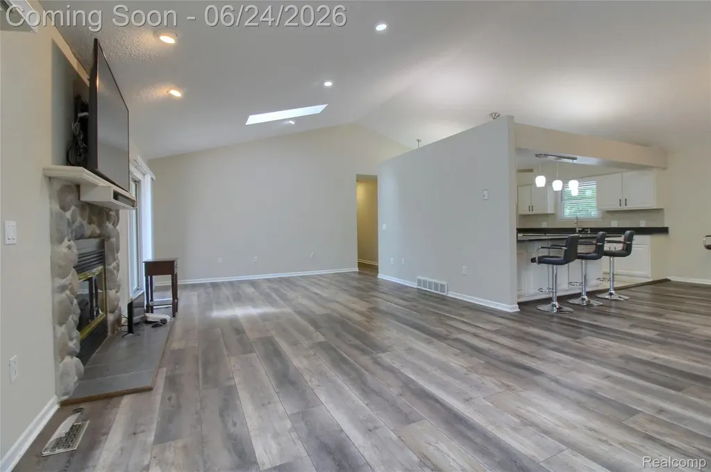 24487 Dugan Drive Huron Charter Township MI 48164