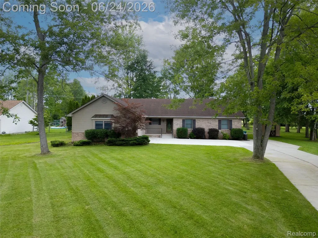 24487 Dugan Drive Huron Charter Township MI 48164