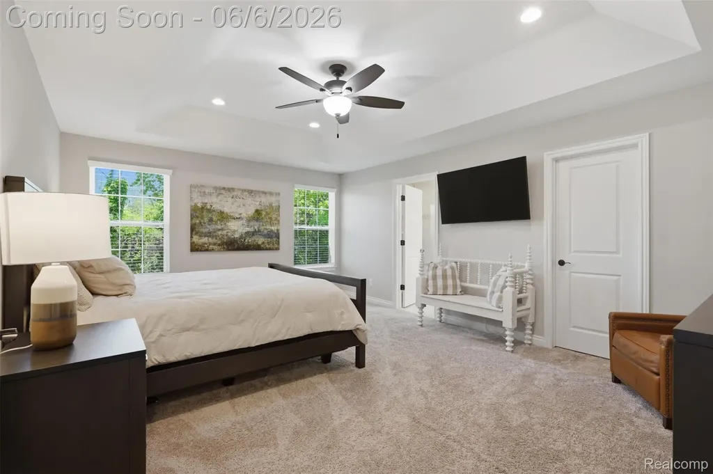 7375 N Mistwood Drive White Lake Charter Township MI 48383