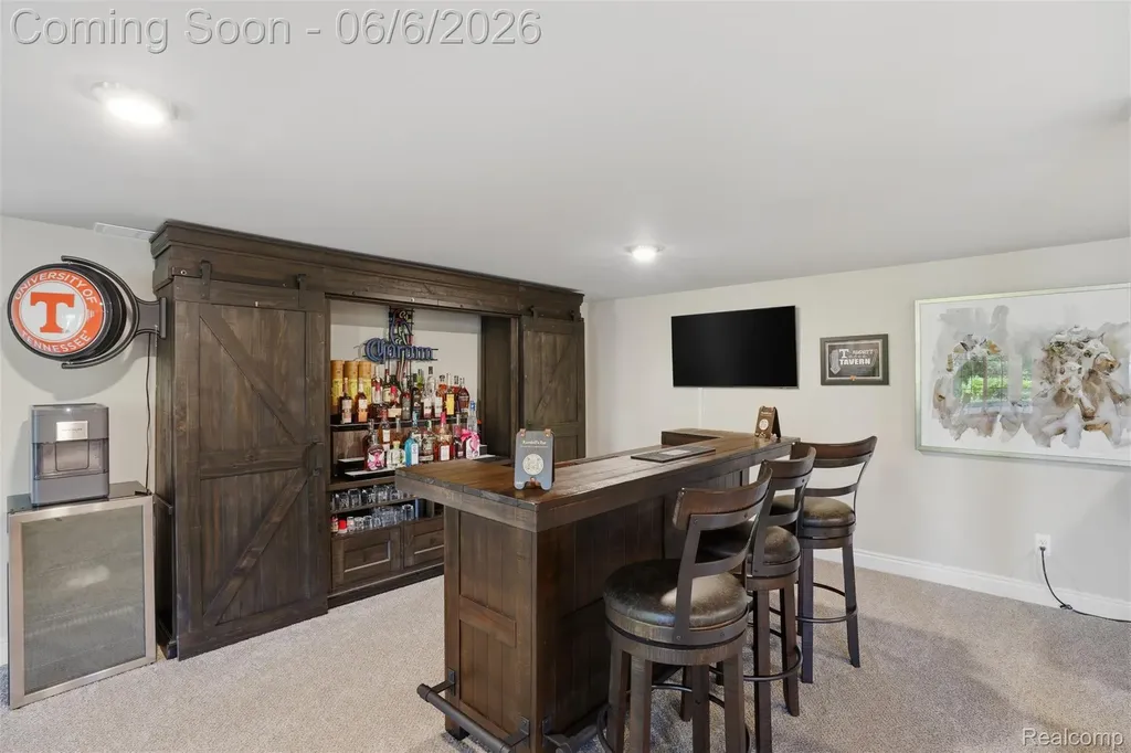 7375 N Mistwood Drive White Lake Charter Township MI 48383