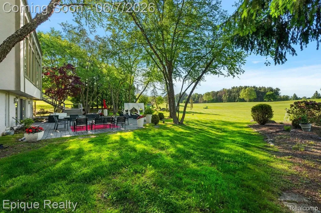 1848 Golf Ridge Drive S Bloomfield Hills City MI 48302