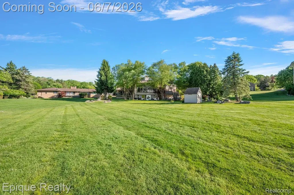 1848 Golf Ridge Drive S Bloomfield Hills City MI 48302