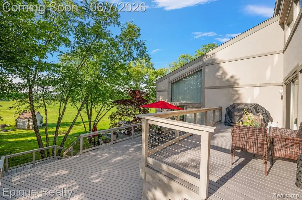 1848 Golf Ridge Drive S Bloomfield Hills City MI 48302