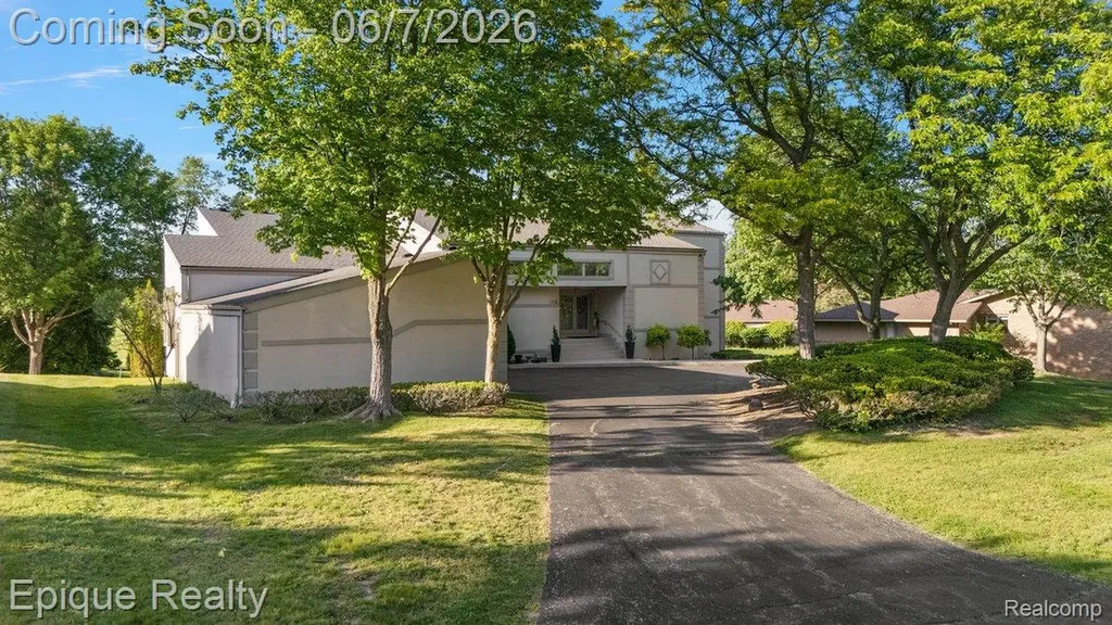 1848 Golf Ridge Drive S Bloomfield Hills City MI 48302