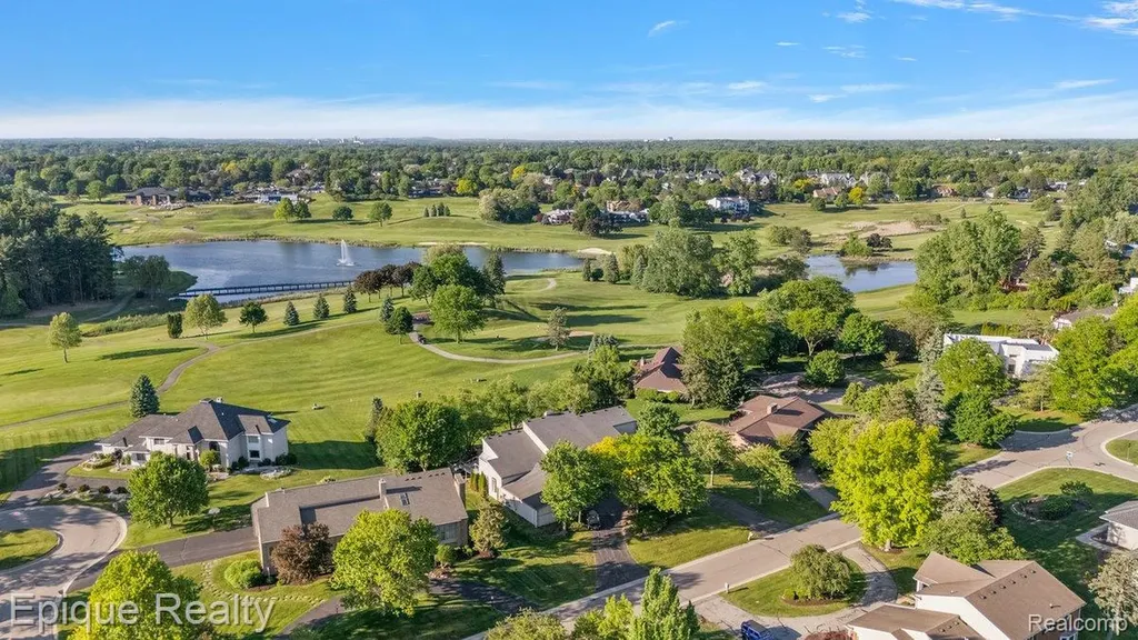 1848 Golf Ridge Drive S Bloomfield Hills City MI 48302