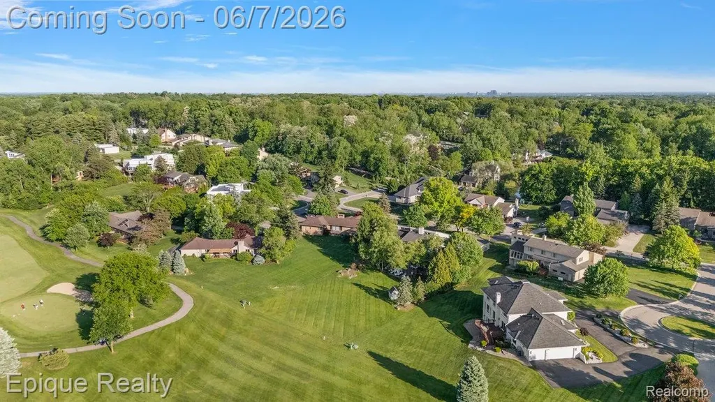 1848 Golf Ridge Drive S Bloomfield Hills City MI 48302