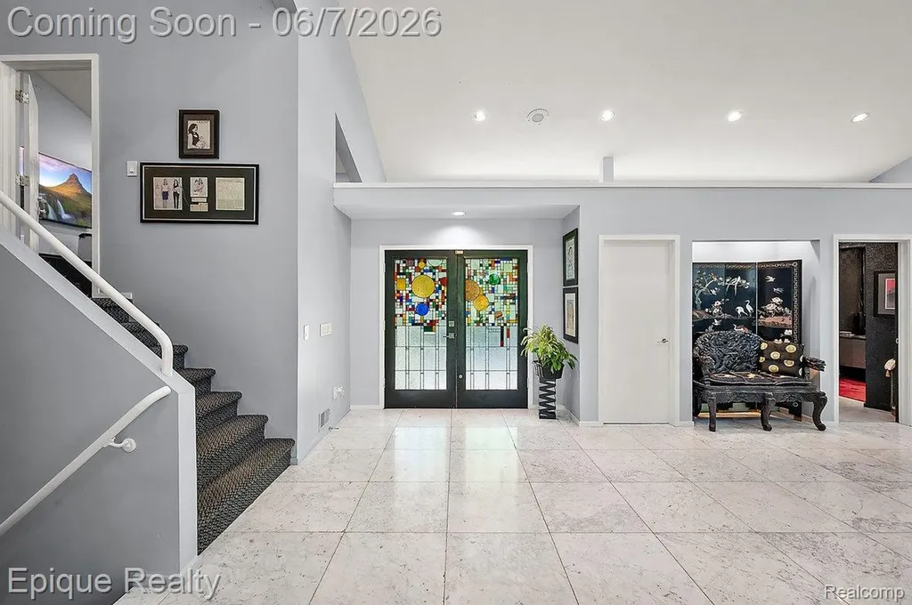 1848 Golf Ridge Drive S Bloomfield Hills City MI 48302
