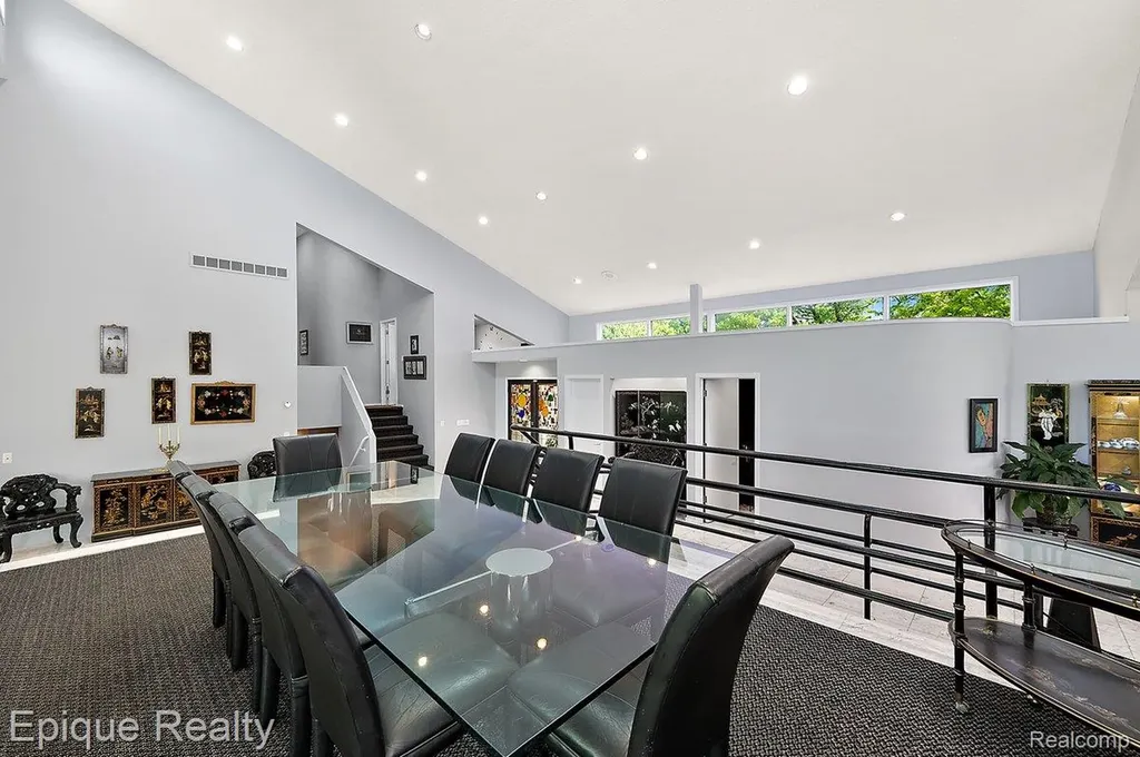 1848 Golf Ridge Drive S Bloomfield Hills City MI 48302