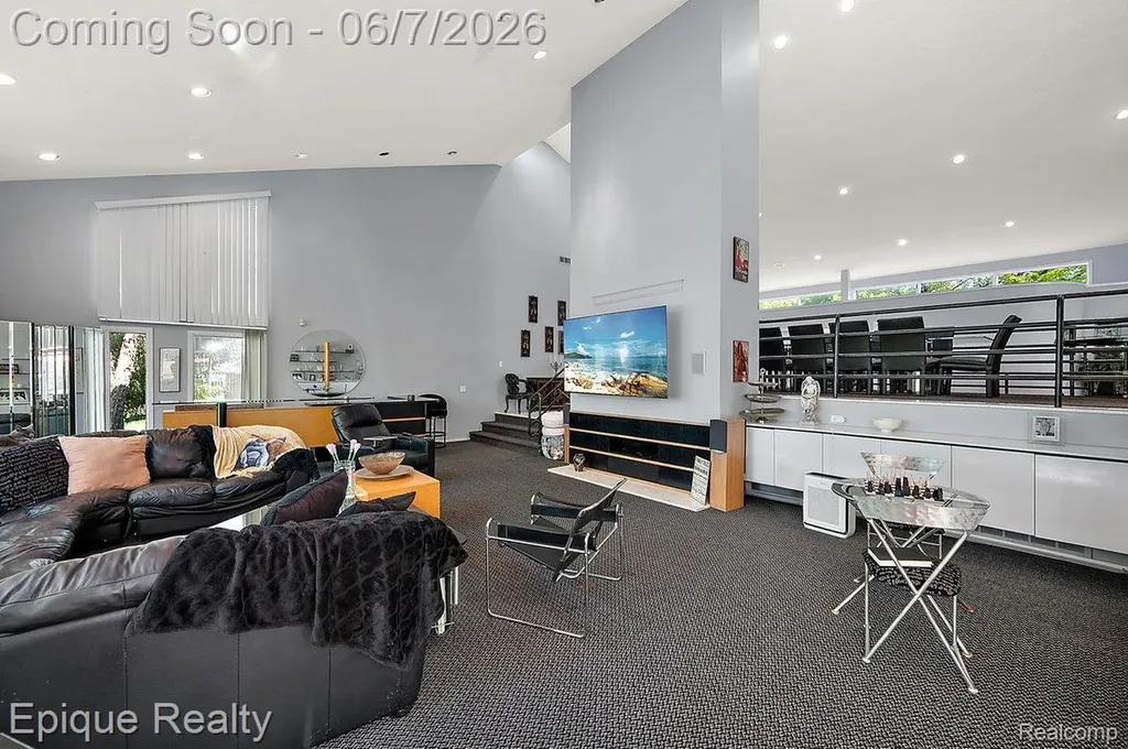 1848 Golf Ridge Drive S Bloomfield Hills City MI 48302
