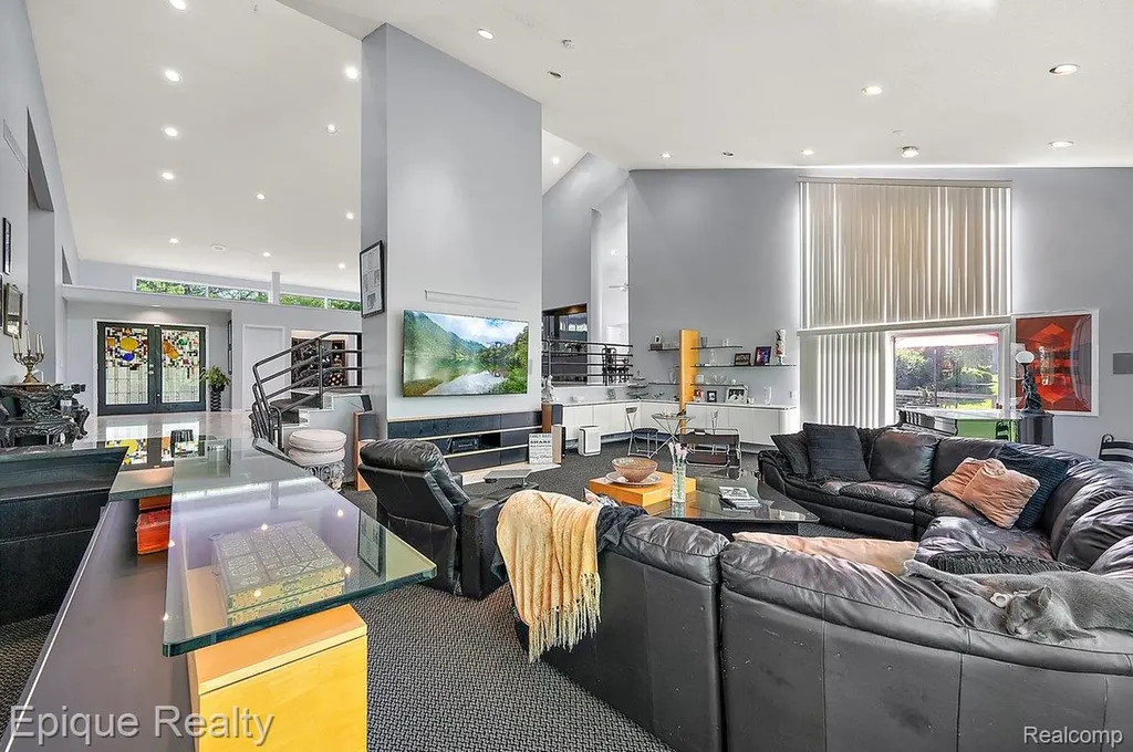 1848 Golf Ridge Drive S Bloomfield Hills City MI 48302