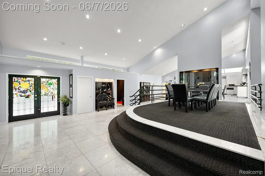 1848 Golf Ridge Drive S Bloomfield Hills City MI 48302