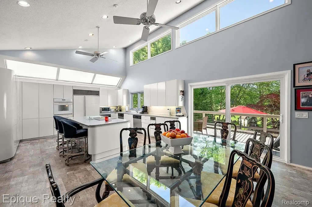 1848 Golf Ridge Drive S Bloomfield Hills City MI 48302