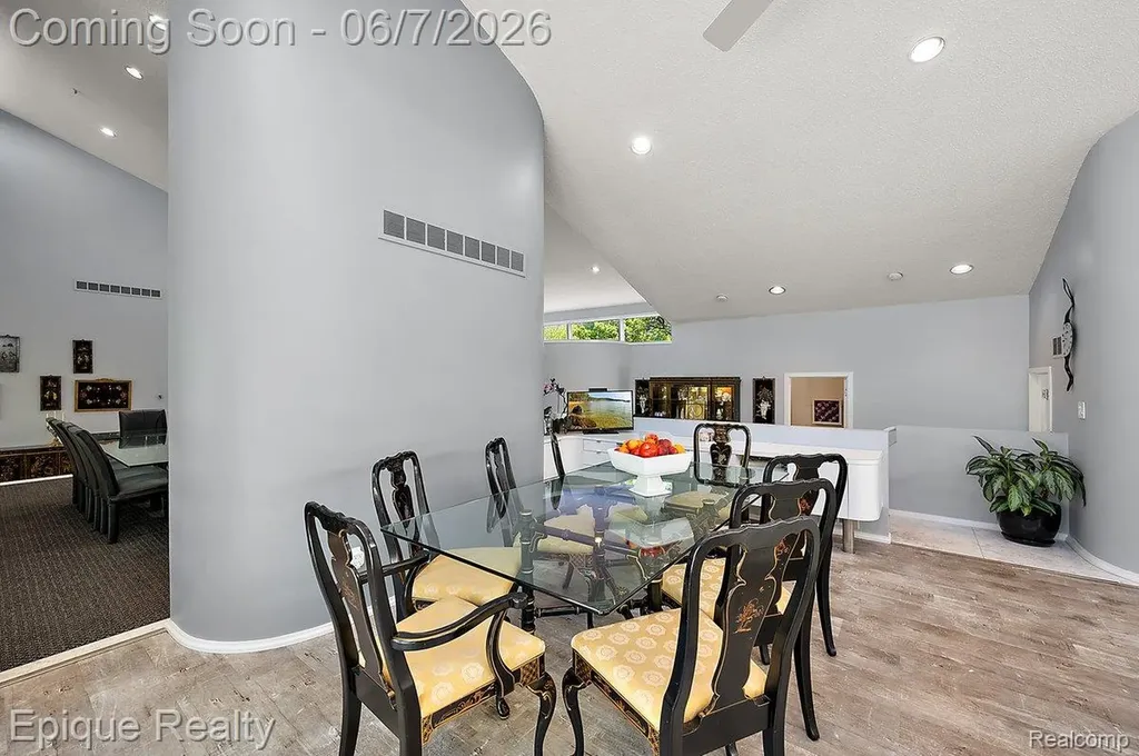 1848 Golf Ridge Drive S Bloomfield Hills City MI 48302