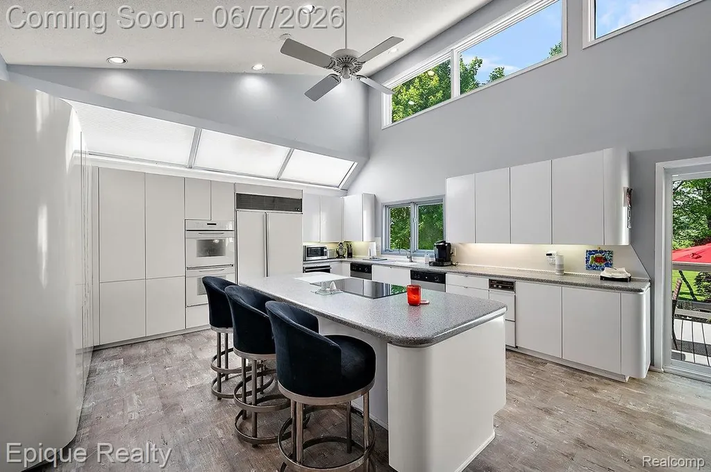 1848 Golf Ridge Drive S Bloomfield Hills City MI 48302