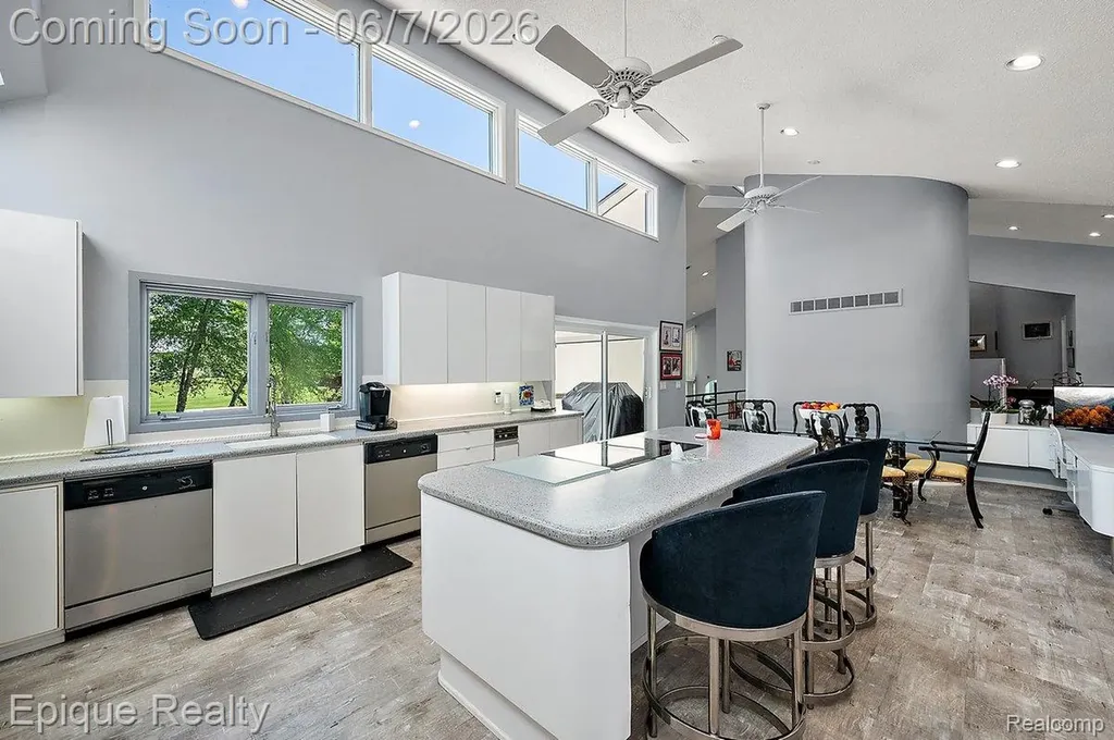 1848 Golf Ridge Drive S Bloomfield Hills City MI 48302