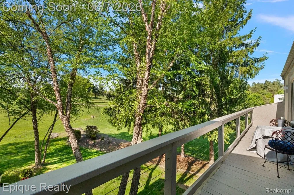 1848 Golf Ridge Drive S Bloomfield Hills City MI 48302