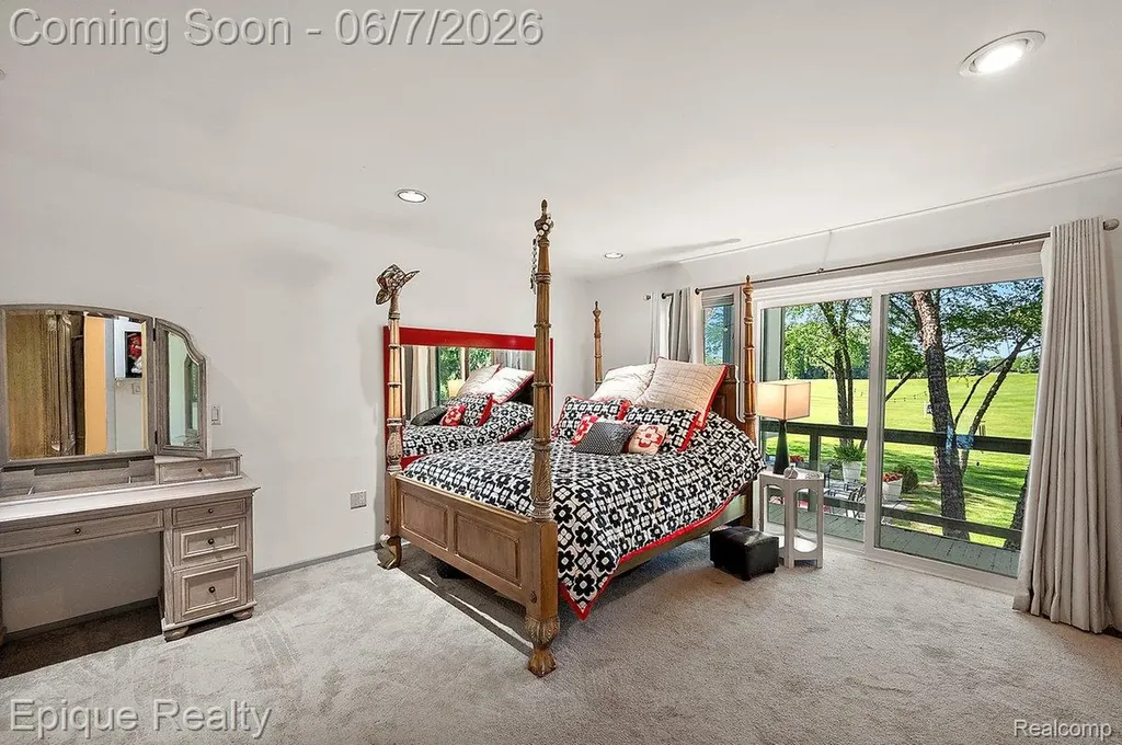 1848 Golf Ridge Drive S Bloomfield Hills City MI 48302