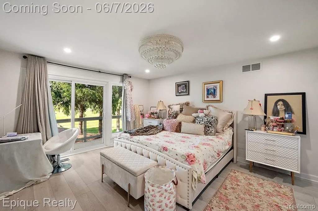 1848 Golf Ridge Drive S Bloomfield Hills City MI 48302