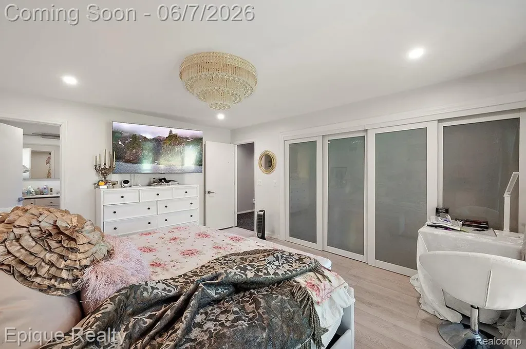 1848 Golf Ridge Drive S Bloomfield Hills City MI 48302
