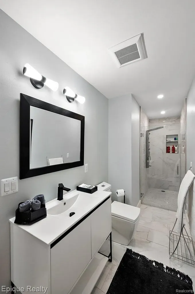 1848 Golf Ridge Drive S Bloomfield Hills City MI 48302