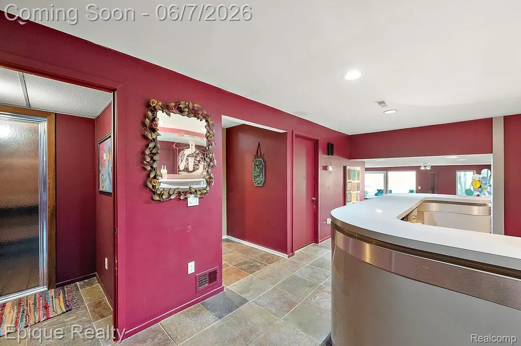 1848 Golf Ridge Drive S Bloomfield Hills City MI 48302