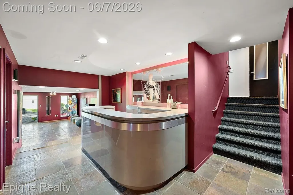 1848 Golf Ridge Drive S Bloomfield Hills City MI 48302