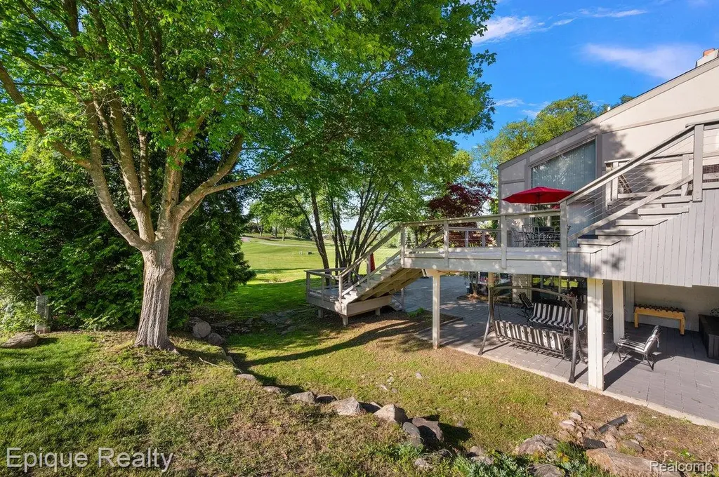 1848 Golf Ridge Drive S Bloomfield Hills City MI 48302