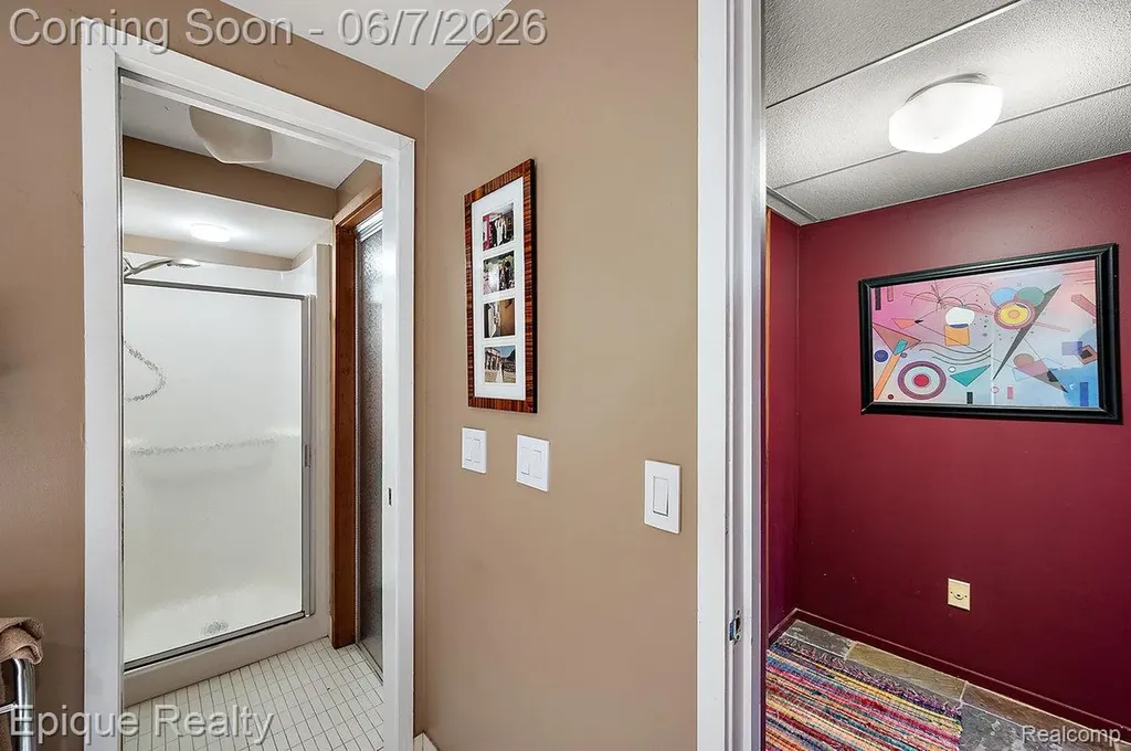1848 Golf Ridge Drive S Bloomfield Hills City MI 48302