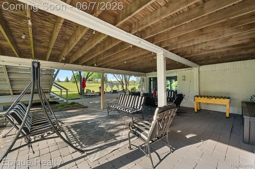 1848 Golf Ridge Drive S Bloomfield Hills City MI 48302
