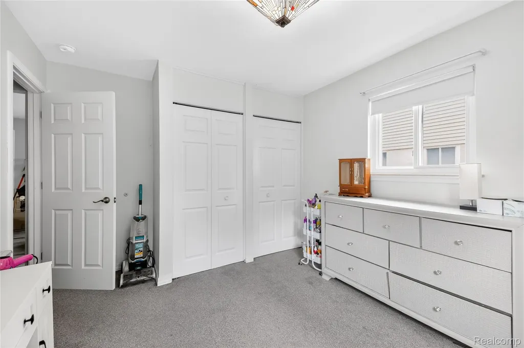 30533 Hiveley Street Westland City MI 48186