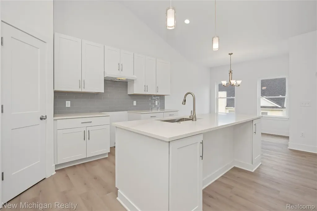 7453 Village Court Springfield Charter Township MI 48350
