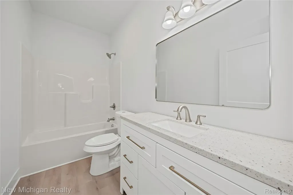 7453 Village Court Springfield Charter Township MI 48350