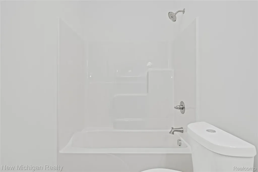 7453 Village Court Springfield Charter Township MI 48350