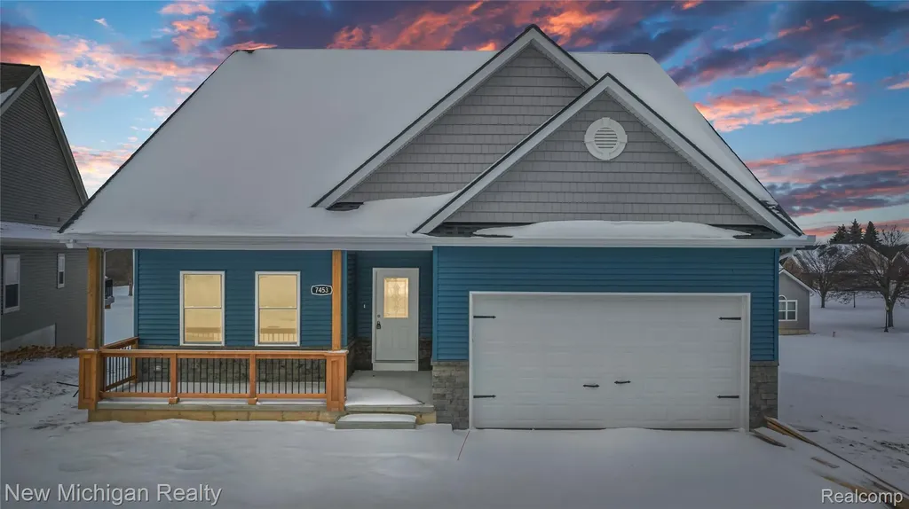7453 Village Court Springfield Charter Township MI 48350