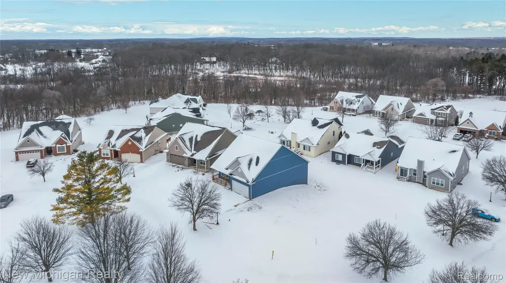 7453 Village Court Springfield Charter Township MI 48350