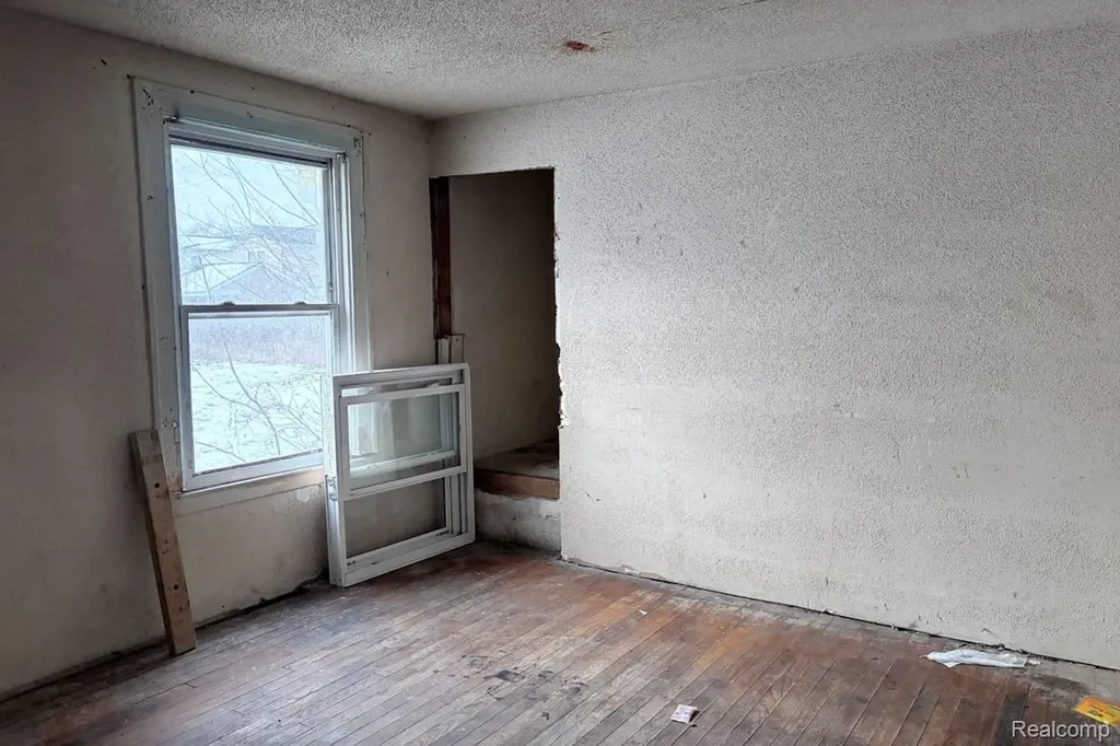 19375 Danbury Street Highland Park City MI 48203
