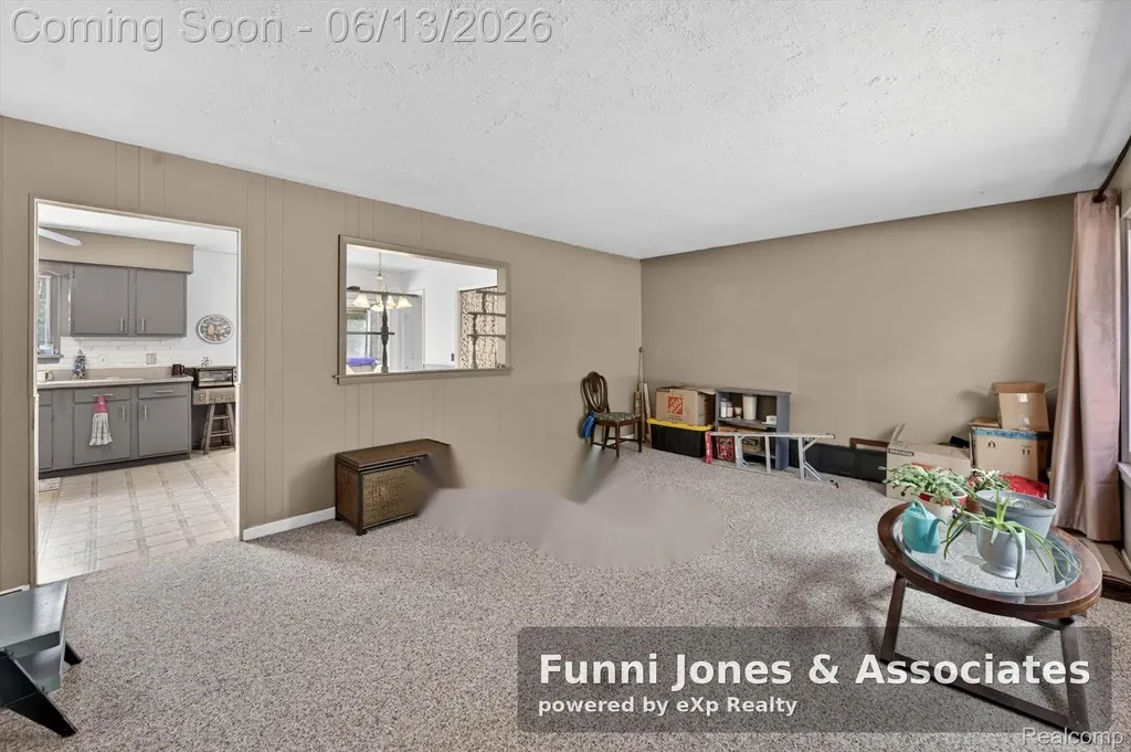 9650 Woodland Court York Charter Township MI 48197