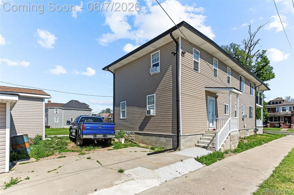 4686 Pacific Street N Detroit City MI 48204