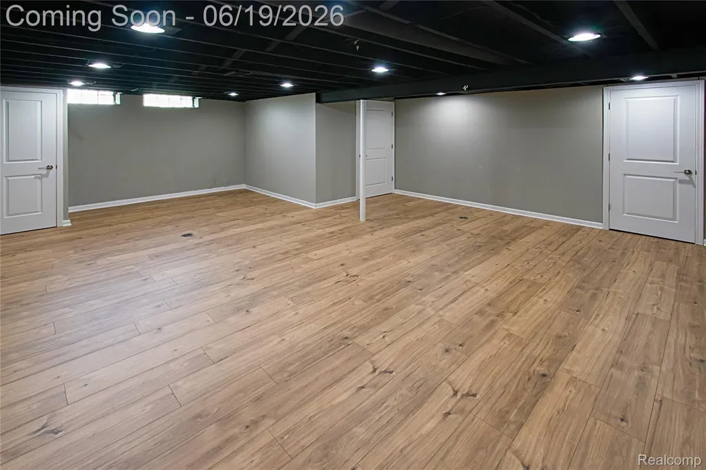 12137 Volpe Drive Sterling Heights City MI 48312