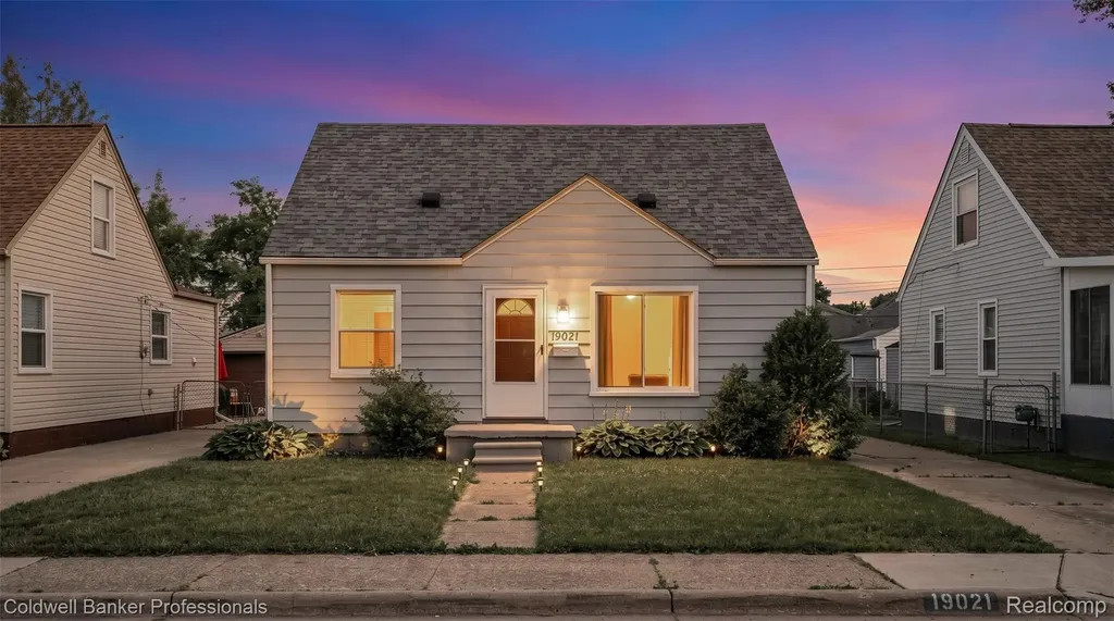 19021 Hazelwood Street Roseville City MI 48066