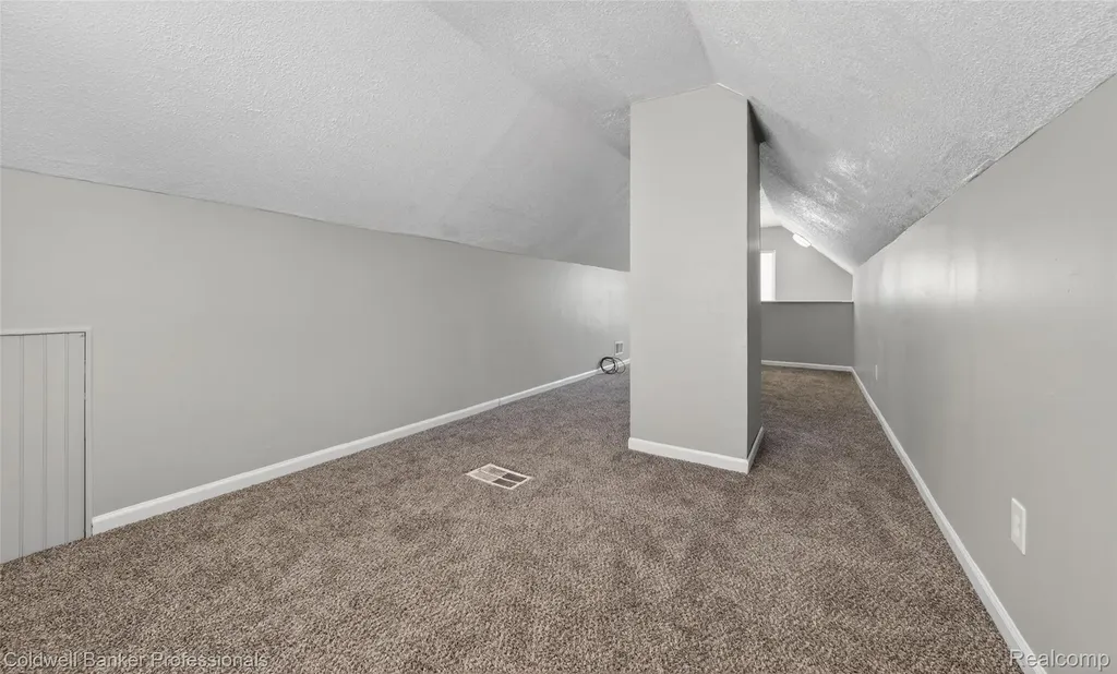 19021 Hazelwood Street Roseville City MI 48066