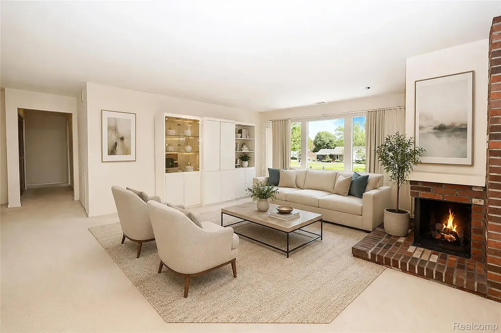 6011 Pebble Lane Court West Bloomfield Charter Township MI 48322