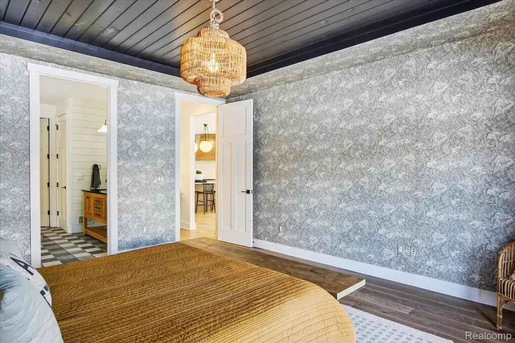 8236 Stoney Creek Drive Green Oak Township MI 48178