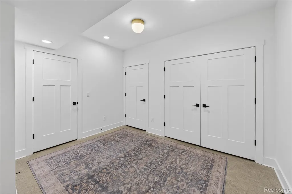 8236 Stoney Creek Drive Green Oak Township MI 48178