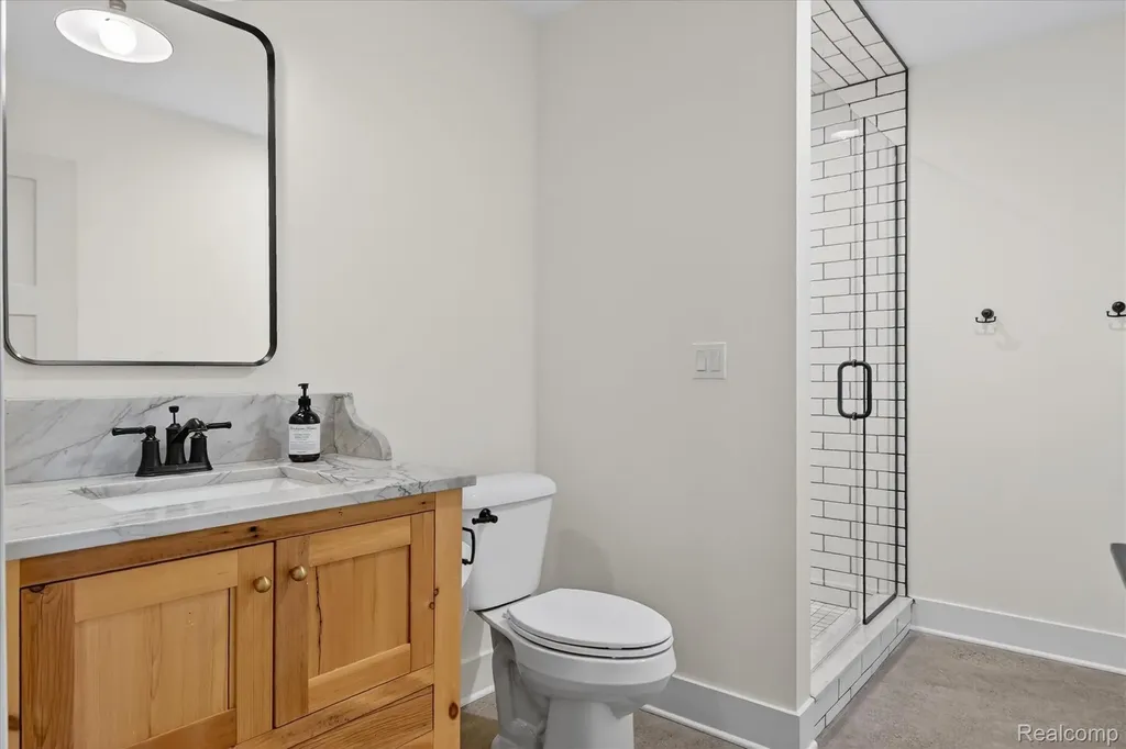 8236 Stoney Creek Drive Green Oak Township MI 48178