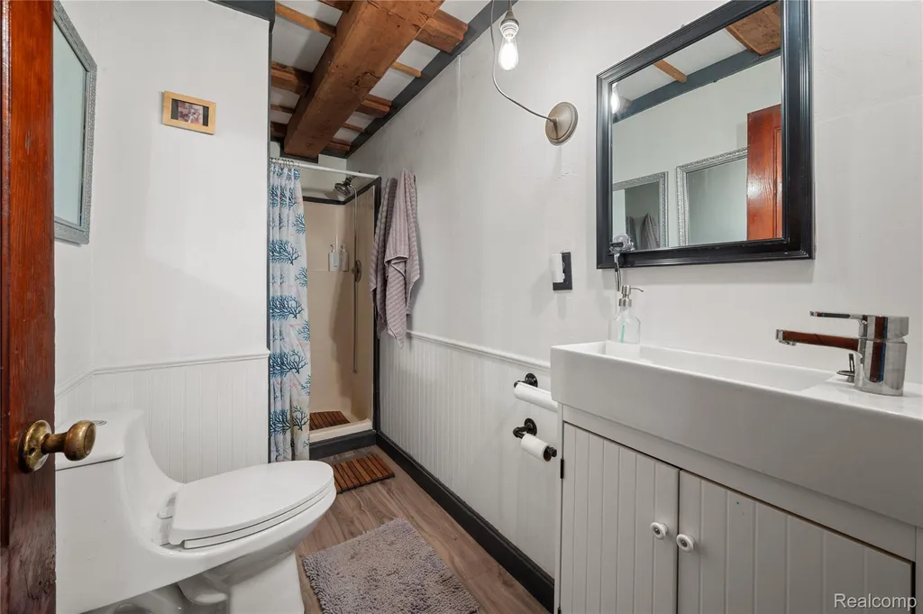 1653 Indian Garden Lane Milford Charter Township MI 48380