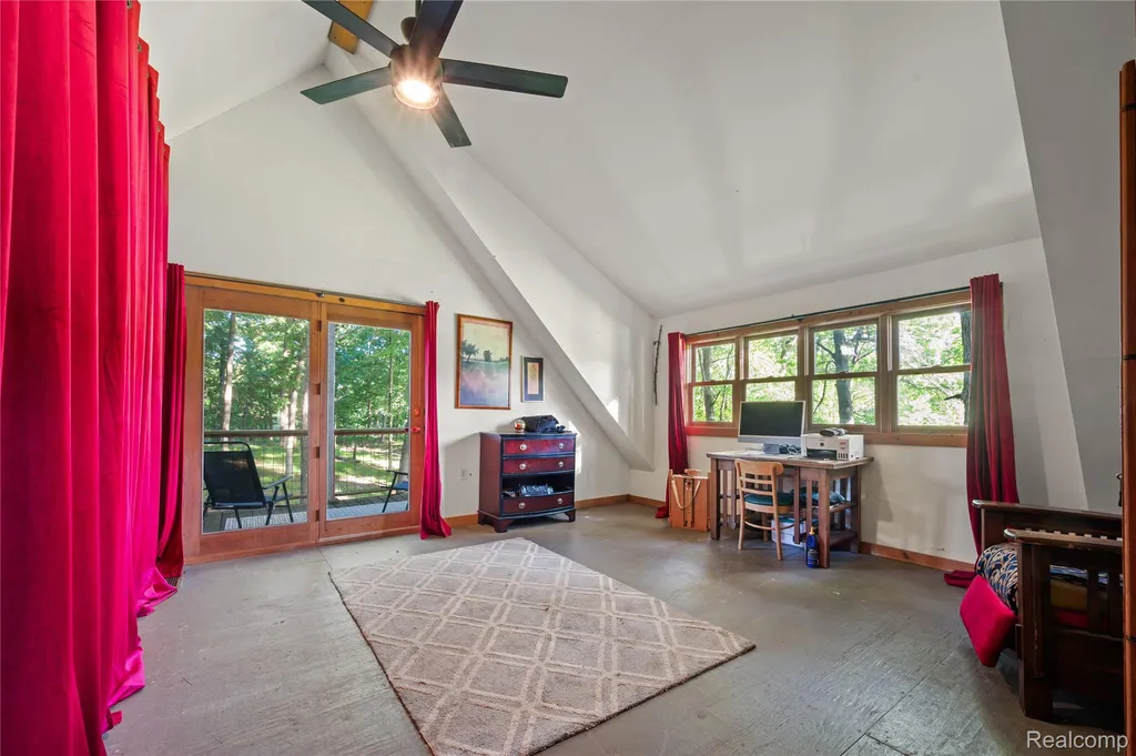 1653 Indian Garden Lane Milford Charter Township MI 48380